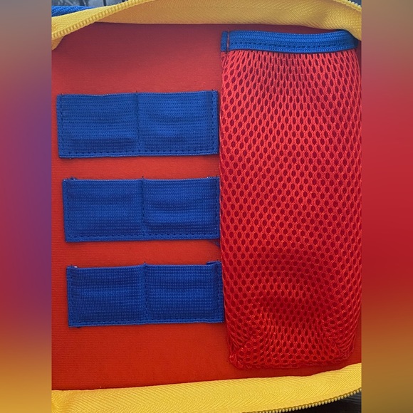 Nintendo brand carrying game case - Picture 2 of 6